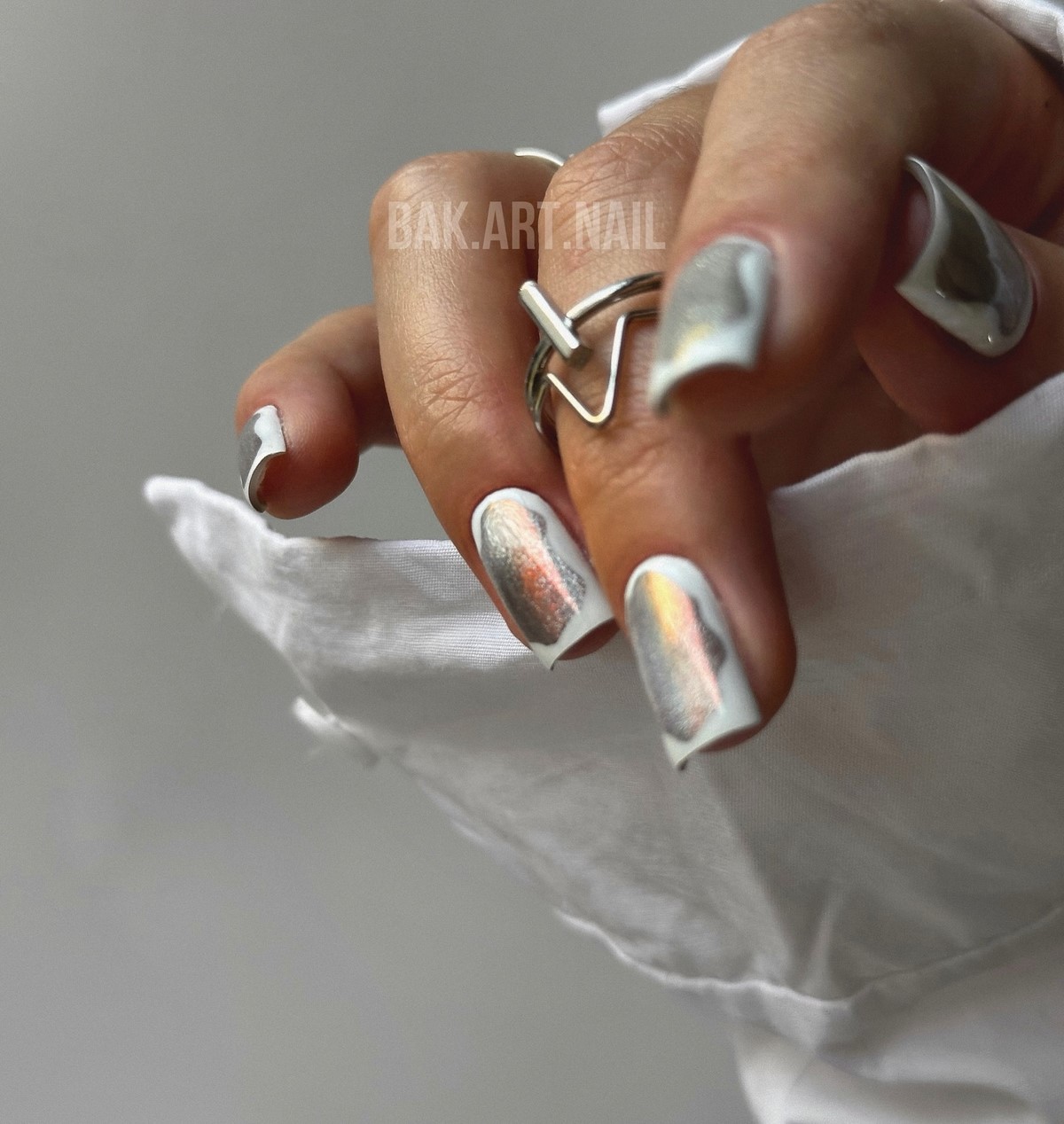 Верхняя одежда на весну 2026 – модные образы