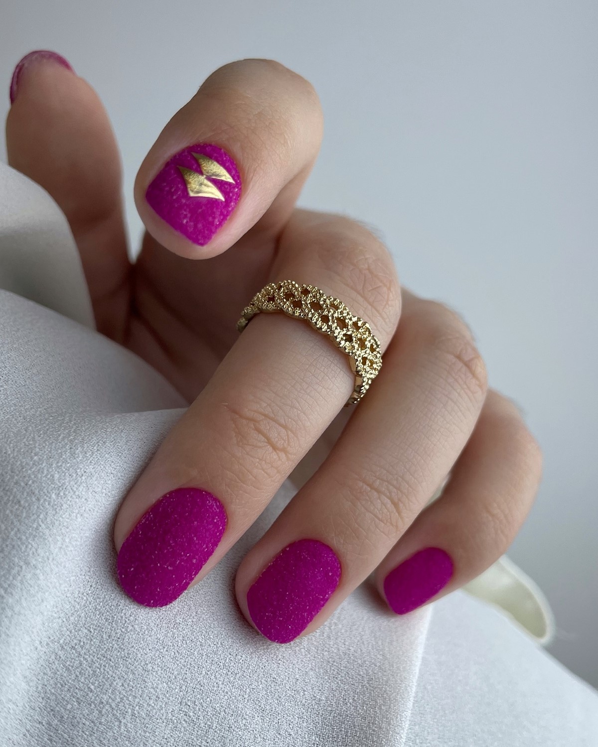 Главный тренд сезона 2026 – шоколадный цвет в образах