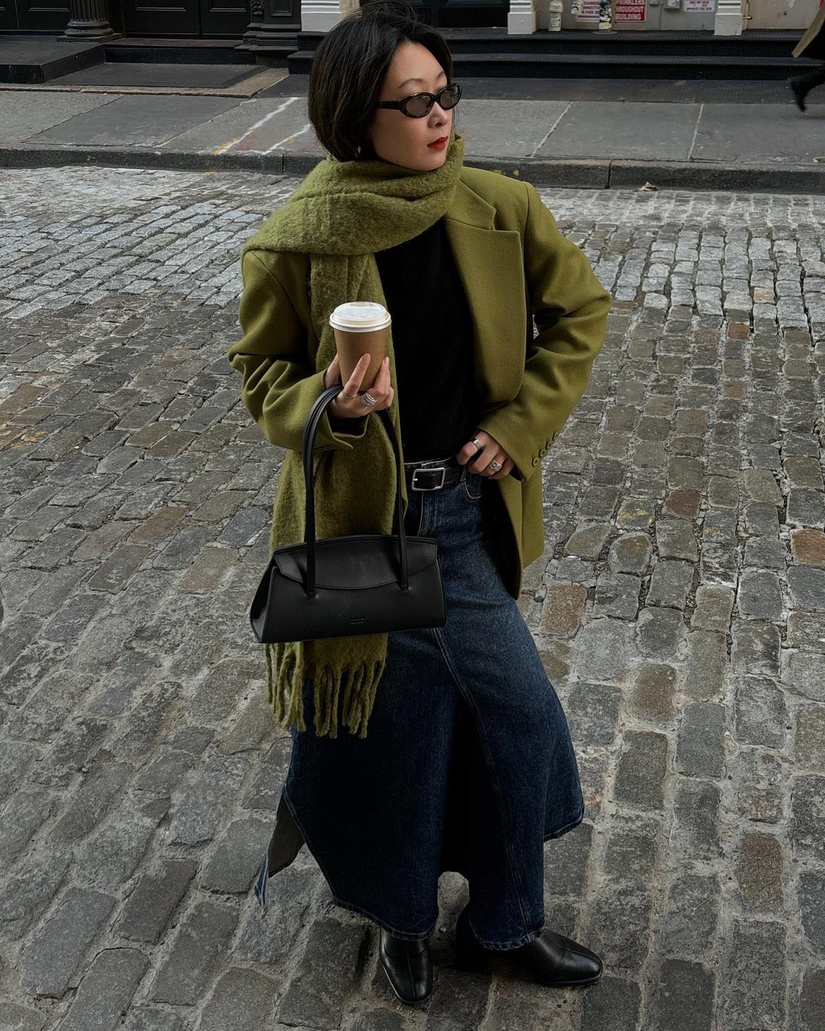 Идеи базового и капсульного гардероба на осень-зиму 2026-2027 — фото