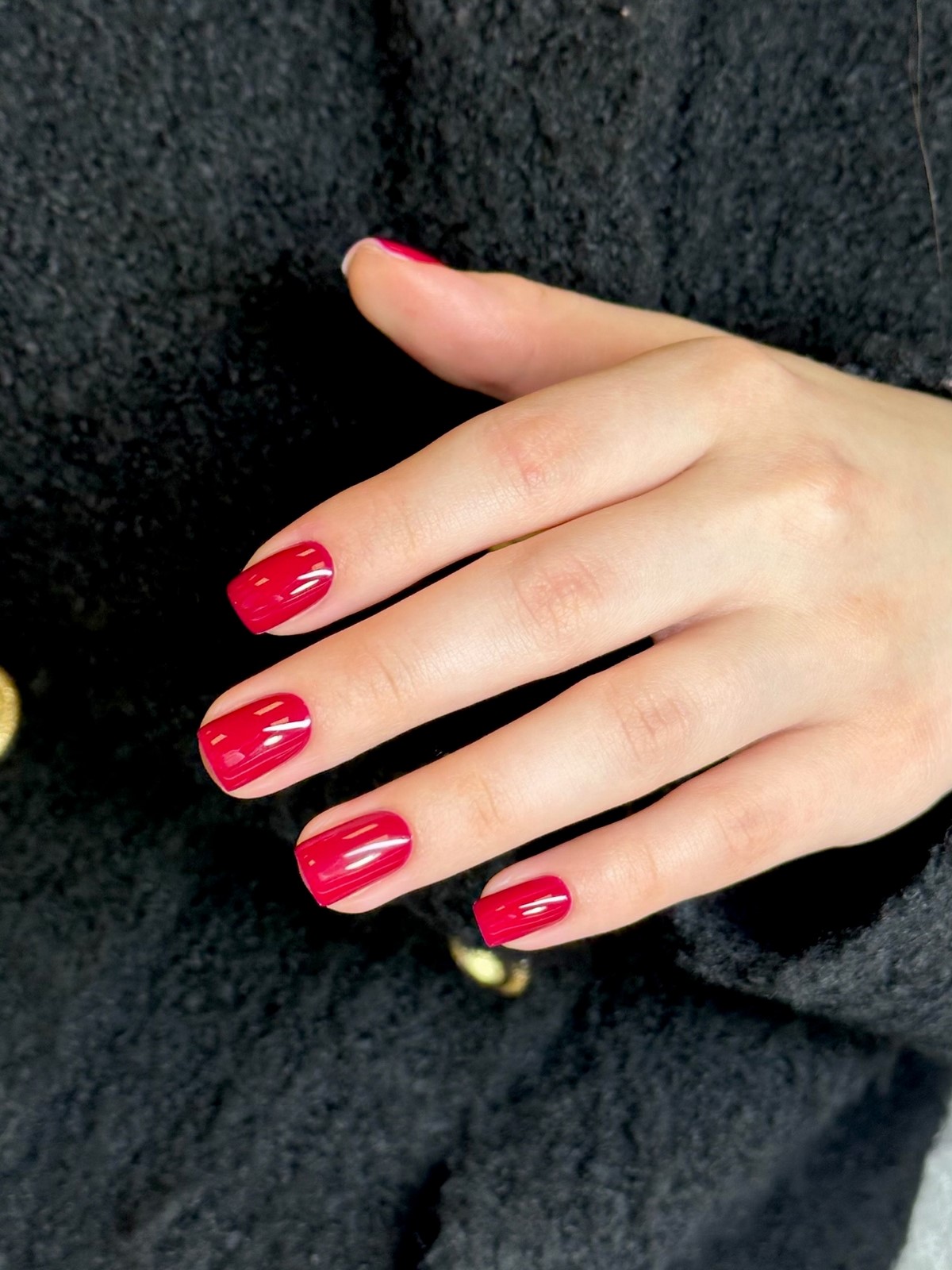 Однотонный маникюр 2026: красивые ногти со вкусом