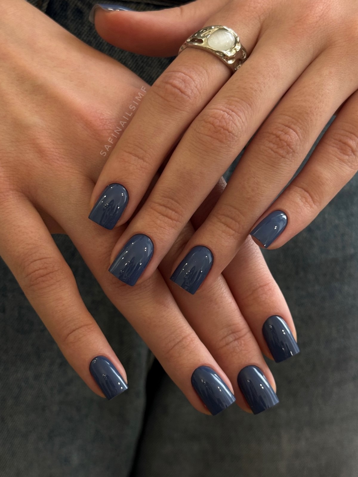 Однотонный маникюр 2026: красивые ногти со вкусом