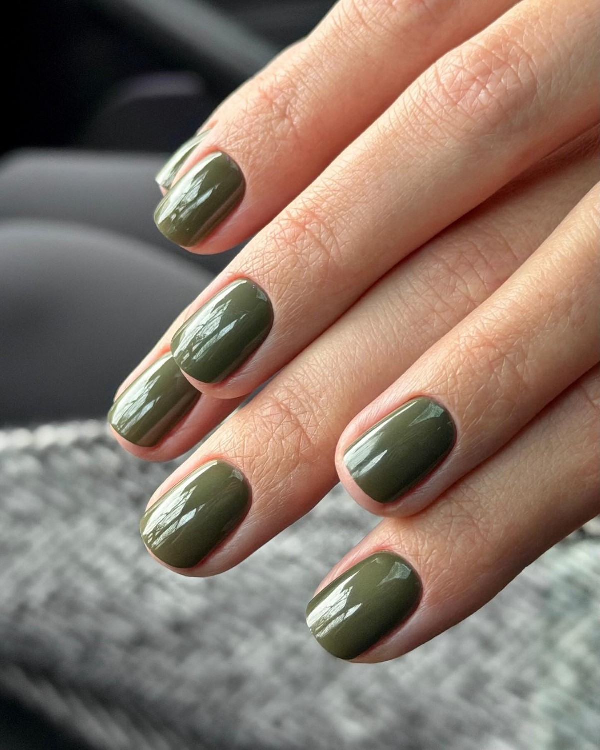 Однотонный маникюр 2026: красивые ногти со вкусом