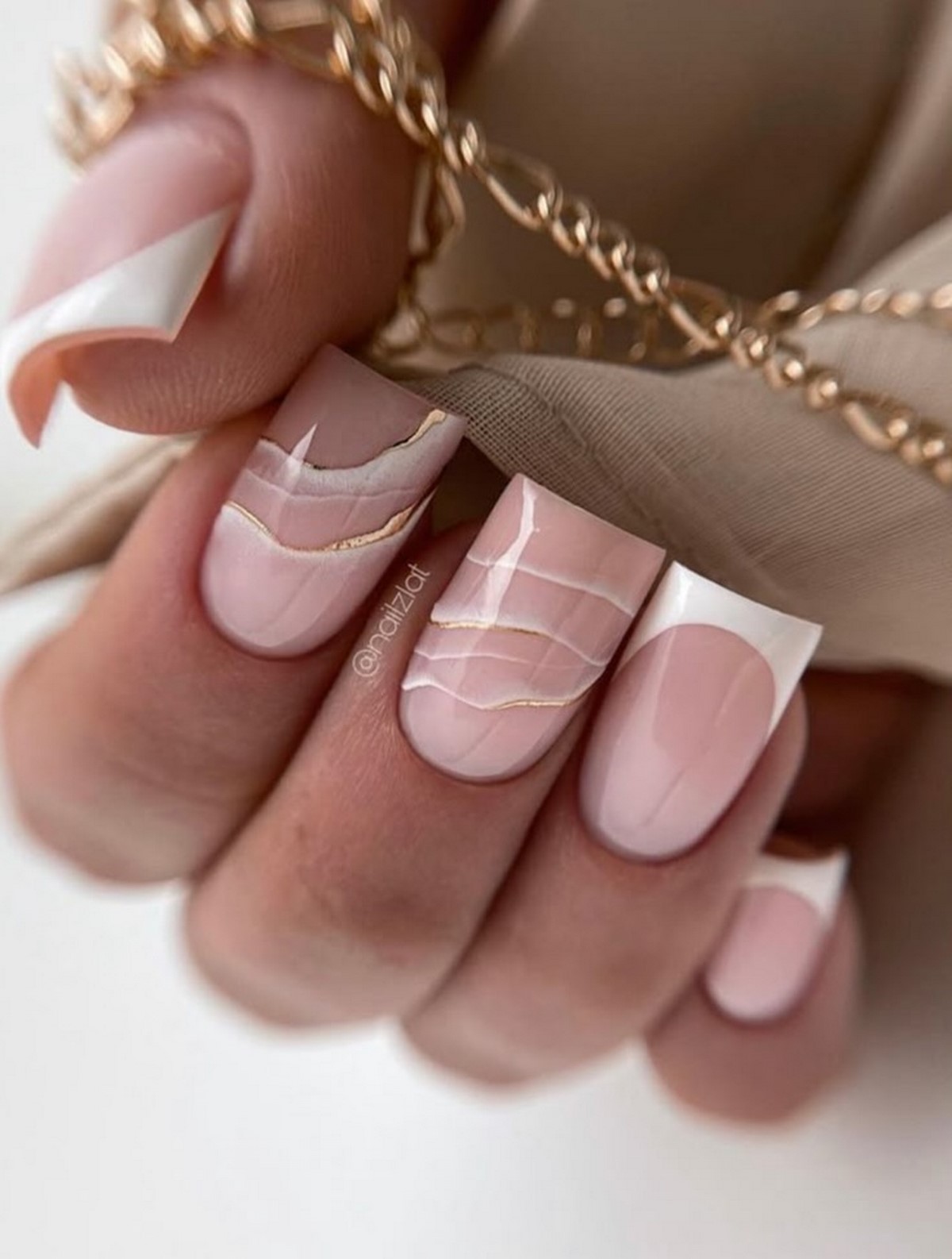 Аккуратный маникюр на каждый день: 5 стильных решений