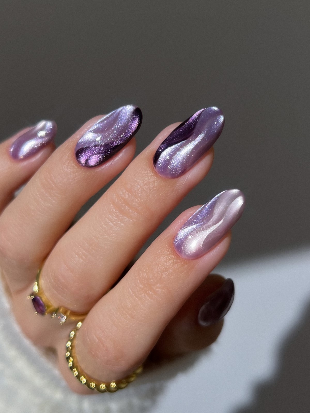 Маникюр на март 2026: цвета и идеи, которые будут носить чаще всего