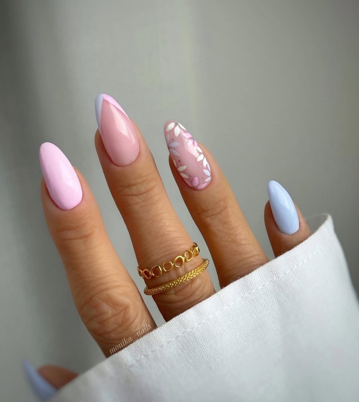 Маникюр на март 2026: цвета и идеи, которые будут носить чаще всего