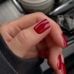 Маникюр 2026, который вытесняет нюд: самый заметный тренд года (ФОТО)