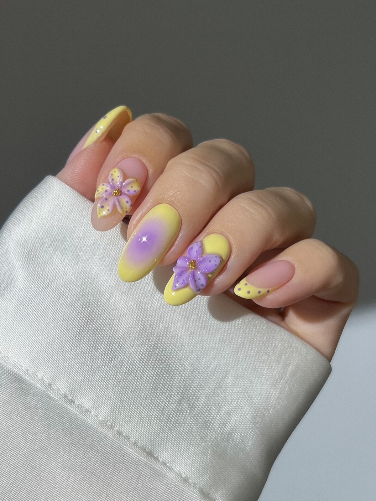 Маникюр весна 2026: 15 трендов, которые диктуют стиль