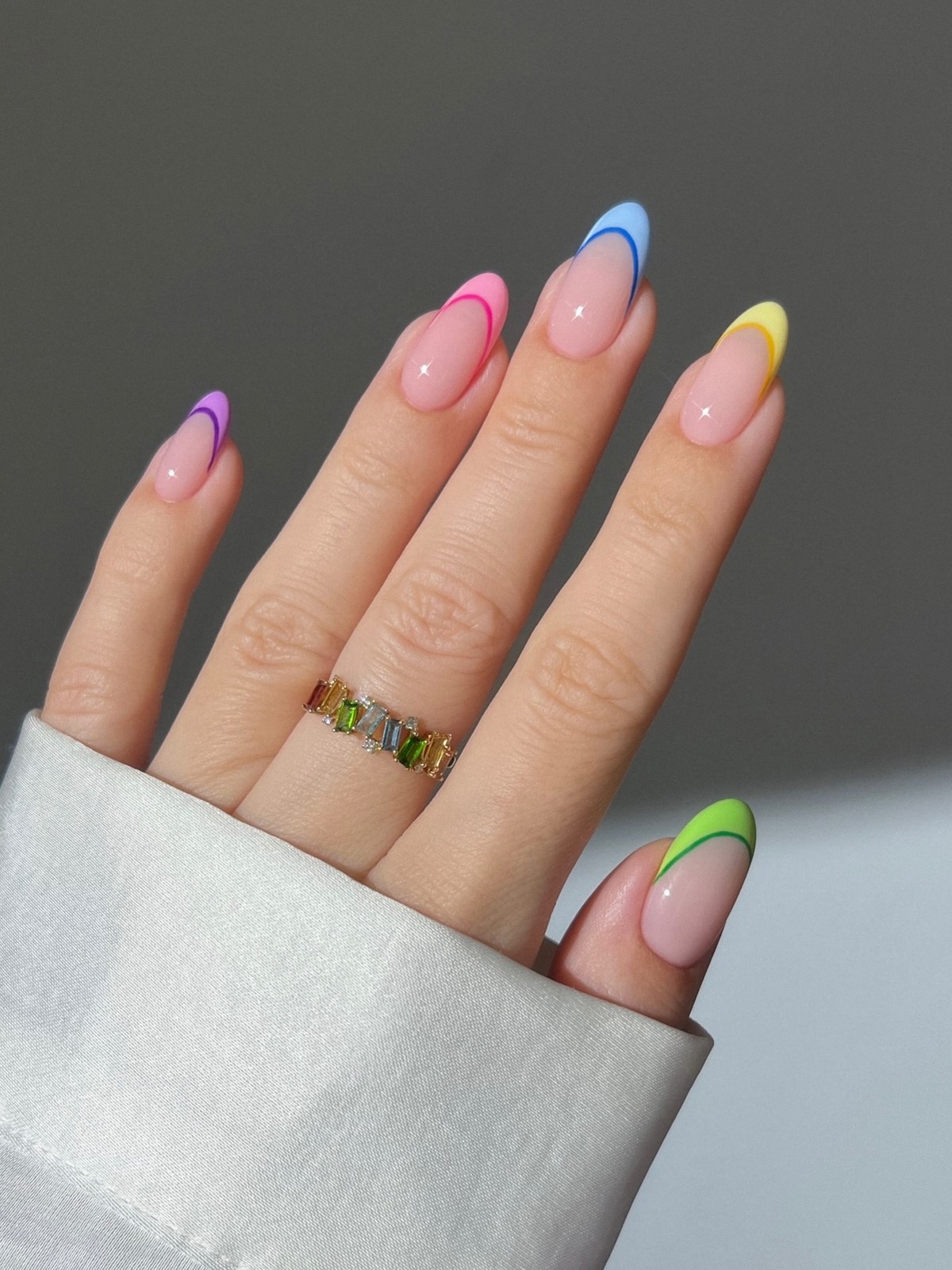 Маникюр весна 2026: 15 трендов, которые диктуют стиль