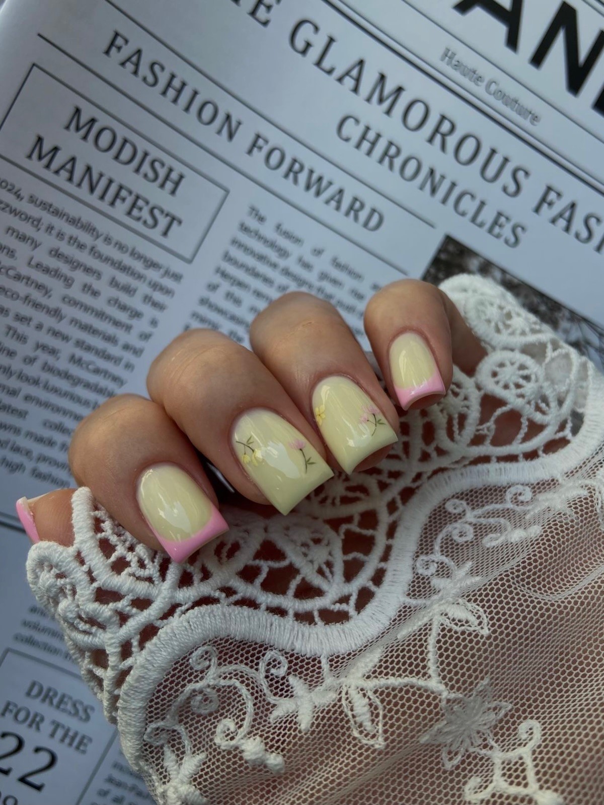 Нежный маникюр на каждый день: цвета, которые выглядят дорого