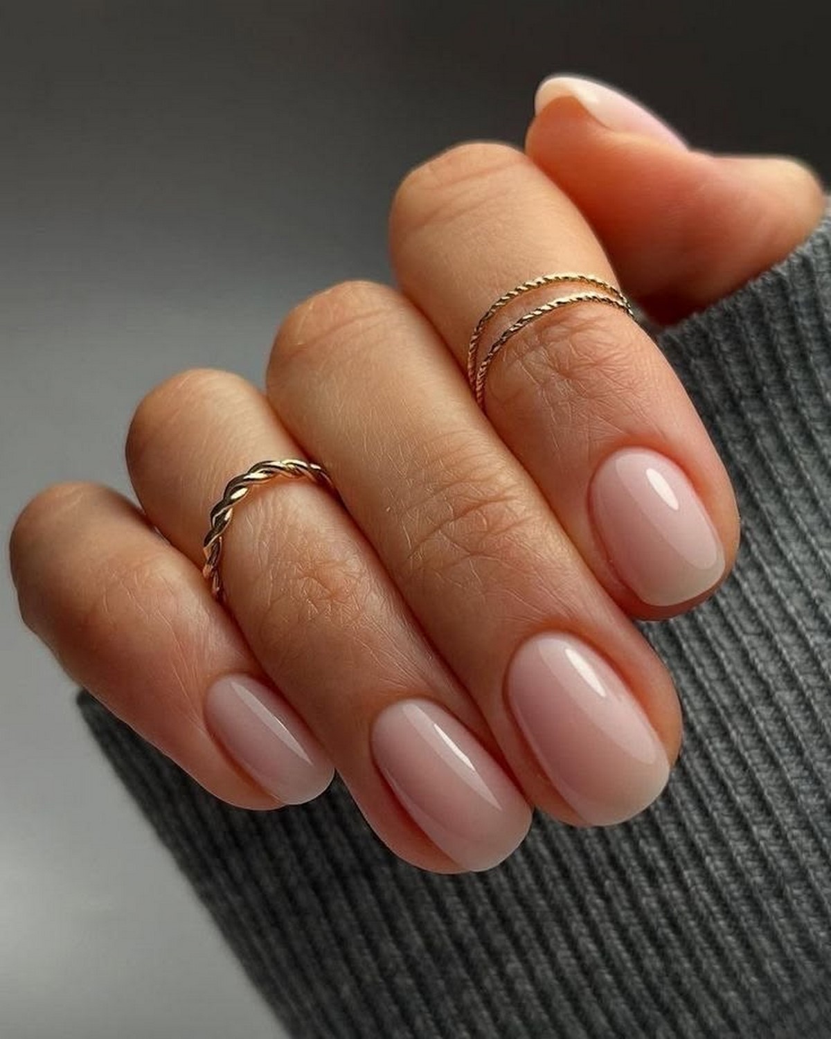 Маникюр 2026: тренды, которые сейчас показывают чаще всего (фото)