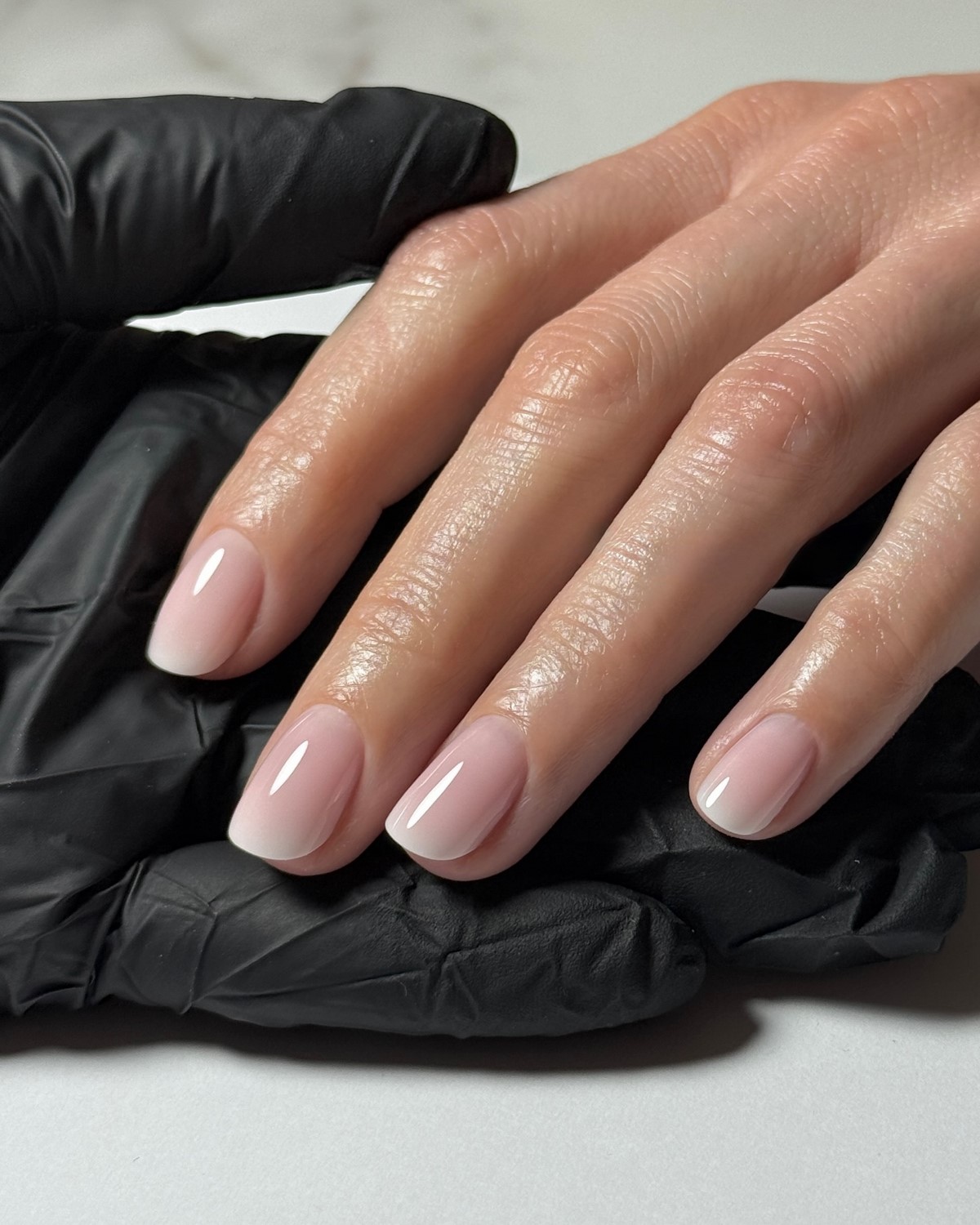 Маникюр 2026: идеи, которые сейчас выглядят по-новому (фото)