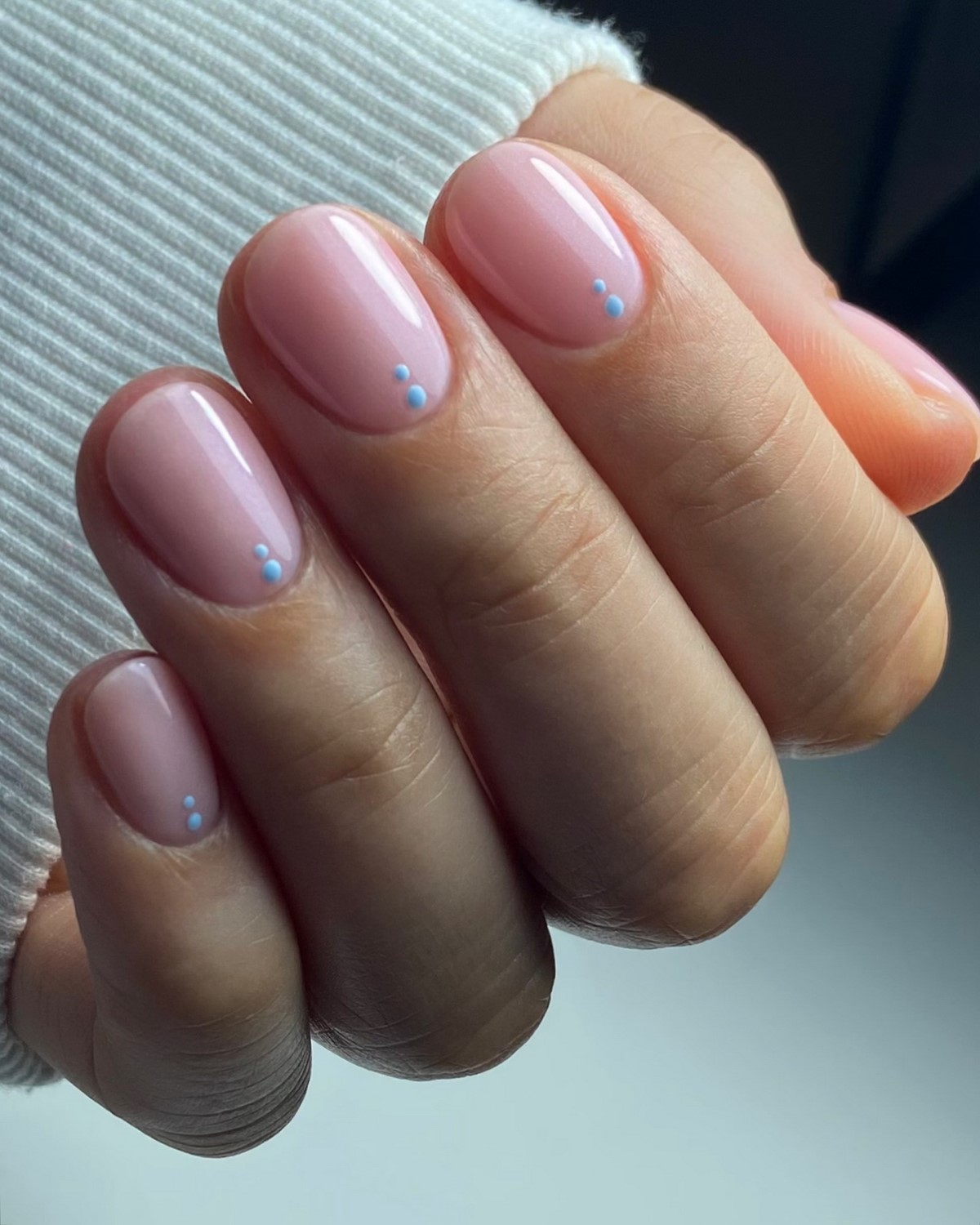 Маникюр 2026: идеи, которые сейчас выглядят по-новому (фото)