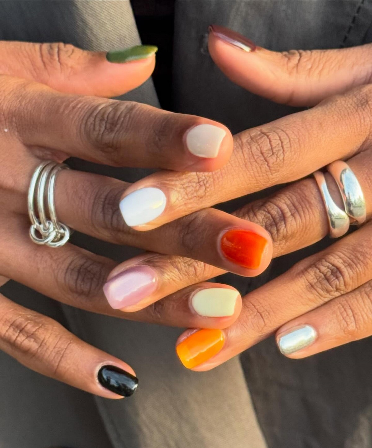 Маникюр 2026: тренды, которые сейчас показывают чаще всего (фото)