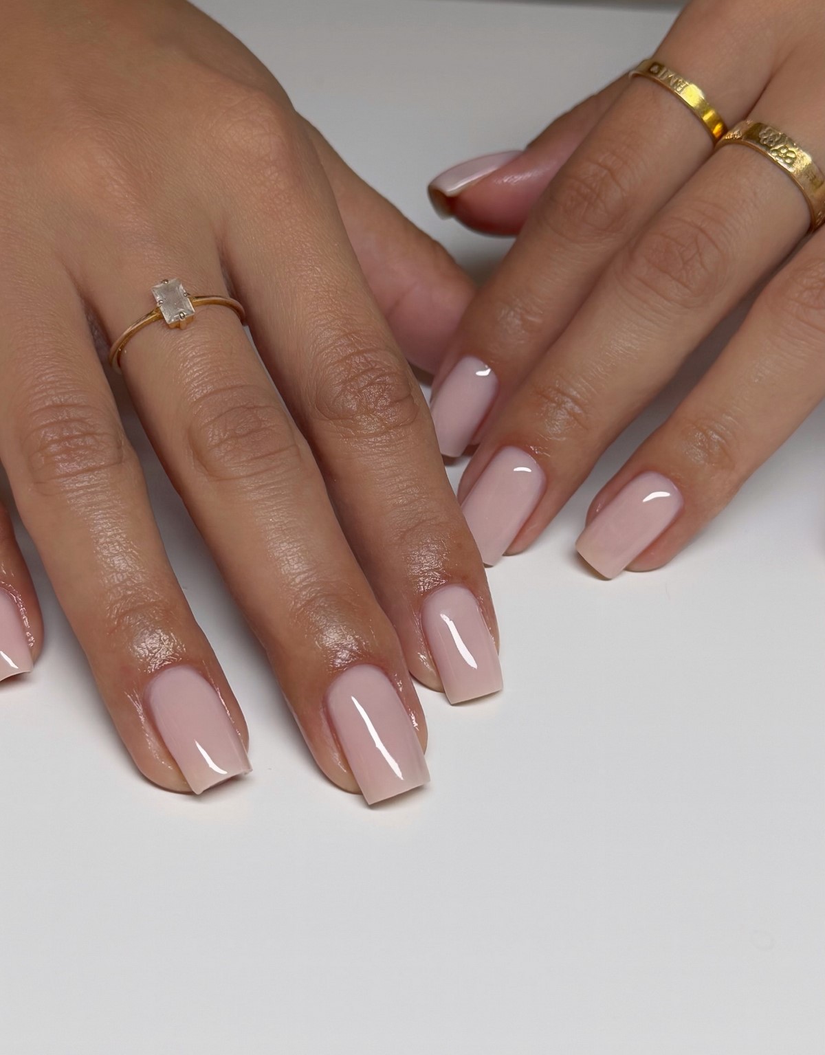 Этот маникюр дешевит руки — его все еще делают, не замечая ошибки