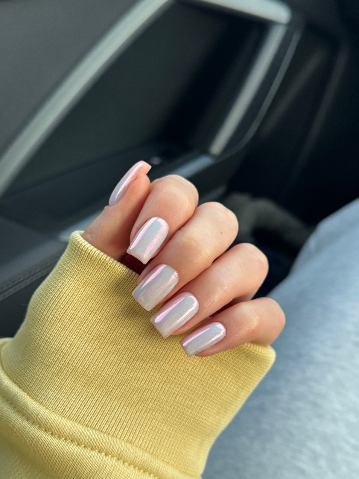 Маникюр 2026: идеи, которые сейчас выглядят по-новому (фото)